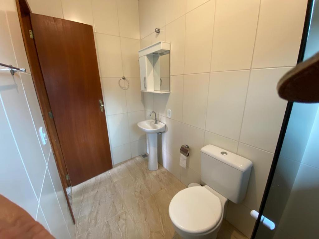 Lumiar Casa Solar Churrasqueira Com 3 Quartos Sendo Um Suite Arejada, Jardim A 700M Do Centro 外观 照片