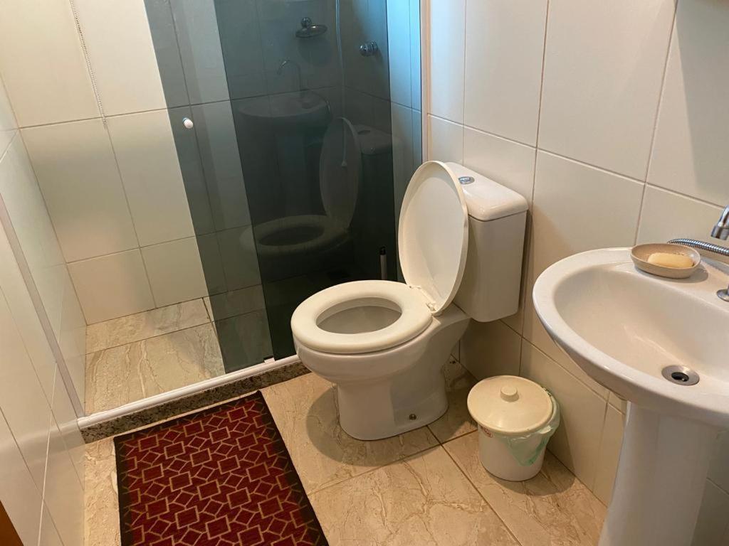 Lumiar Casa Solar Churrasqueira Com 3 Quartos Sendo Um Suite Arejada, Jardim A 700M Do Centro 外观 照片